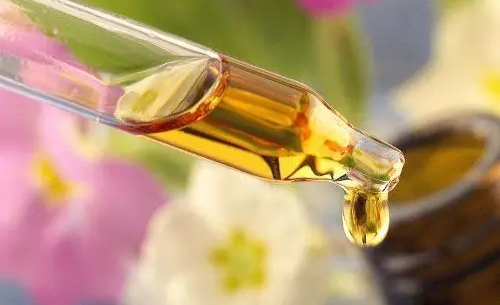 采用新鴻順基礎(chǔ)油制作的潤(rùn)滑油究竟好在哪里?